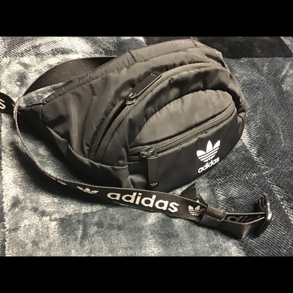 Adidas cross body bag - Picture 2 of 4